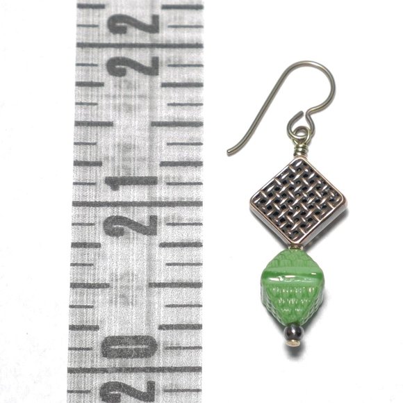 Hand Crafted Handmade Earrings Modern Green Glass & Copper Geometric Ear… - Picture 3 of 5